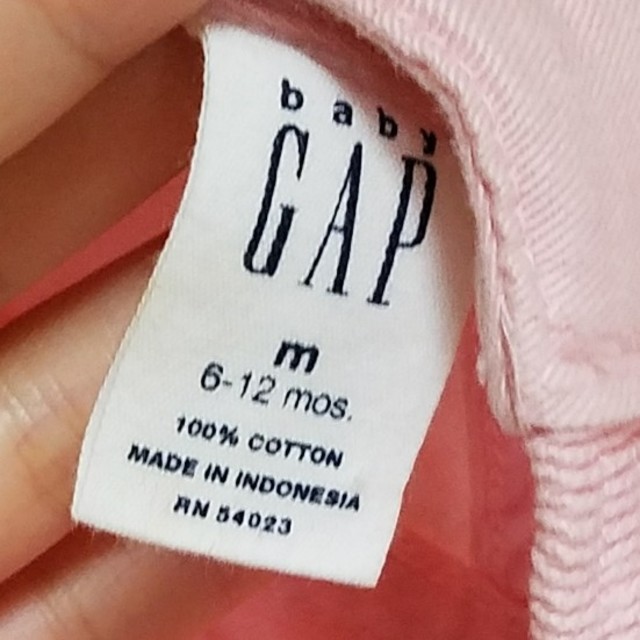 babyGAP(ベビーギャップ)のGAPキャップピンク キッズ/ベビー/マタニティのこども用ファッション小物(帽子)の商品写真