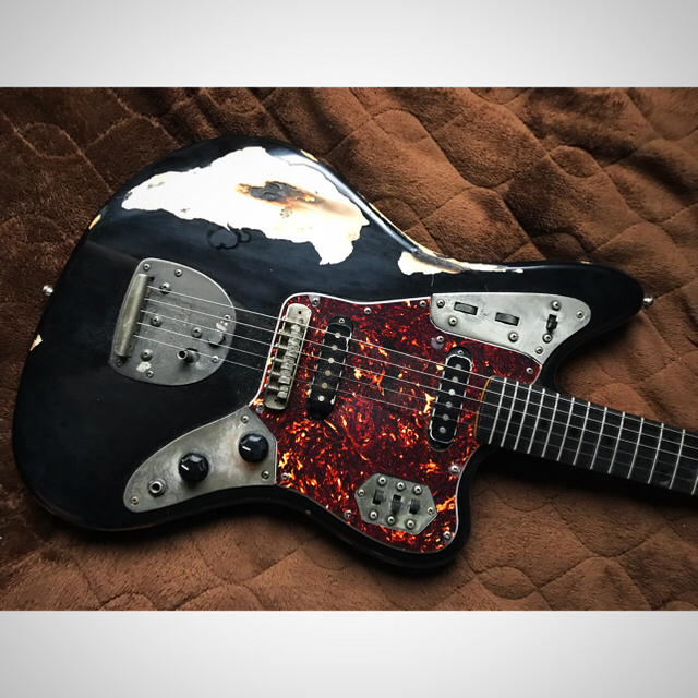 Fender(フェンダー)のエレキギター フェンダージャガー 楽器のギター(エレキギター)の商品写真