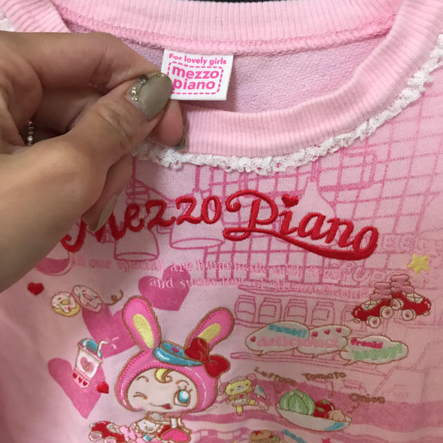 mezzo piano(メゾピアノ)のmezzo piano 100 ピンクトレーナー 長袖 キッズ/ベビー/マタニティのキッズ服女の子用(90cm~)(Tシャツ/カットソー)の商品写真