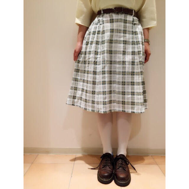 Crisp(クリスプ)のリネン混チェックフレアスカート グリーン レディースのスカート(ひざ丈スカート)の商品写真