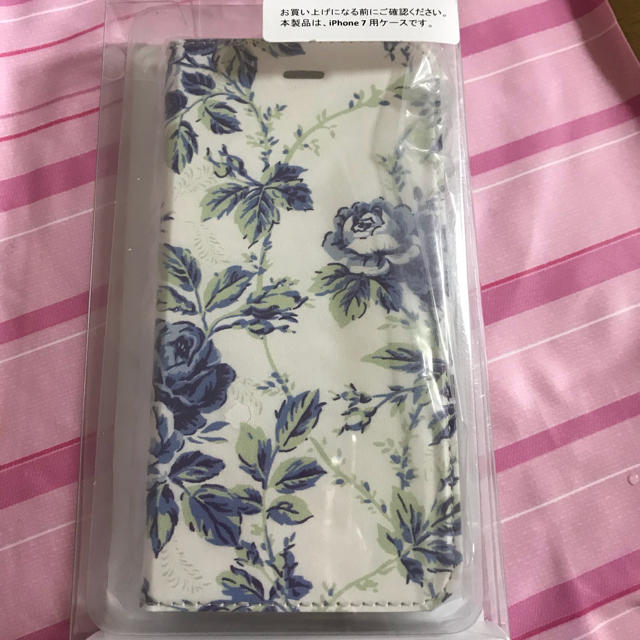 Laura Ashley 専用 ローラアシュレイのiphone 7のケースですの通販 By しおりとりののショップ ローラアシュレイならラクマ