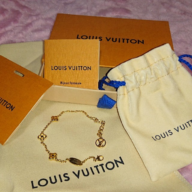 LOUIS VUITTON(ルイヴィトン)のLOUIS VUITTON ブレスレット フラワーフル レディースのアクセサリー(ブレスレット/バングル)の商品写真