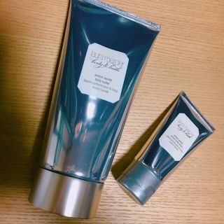 ローラメルシエ(laura mercier)の〈未使用〉ローラメルシエ アンバーバニラ ボディバター、ボディシャンプー(ボディクリーム)