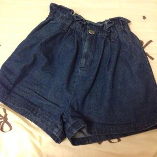 アラマンダ(allamanda)のウエストフリルデニムショーパン(ショートパンツ)