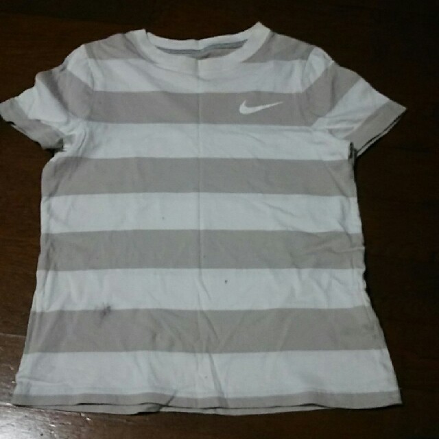 NIKE(ナイキ)のナイキ Ｔシャツ キッズ/ベビー/マタニティのキッズ服男の子用(90cm~)(Tシャツ/カットソー)の商品写真