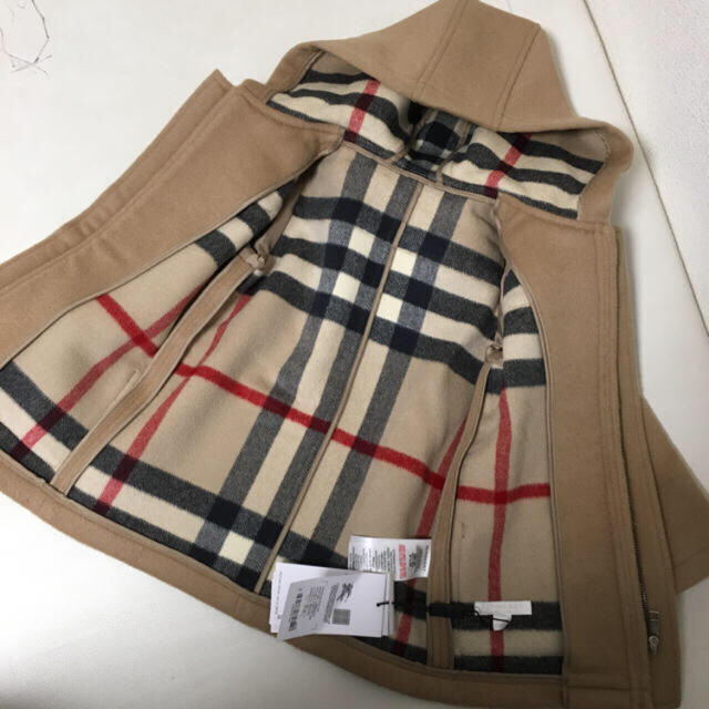 BURBERRY(バーバリー)の【 明日まで出品、最終お値下げ 】バーバリー コート 3y 新品 キッズ/ベビー/マタニティのキッズ服女の子用(90cm~)(コート)の商品写真