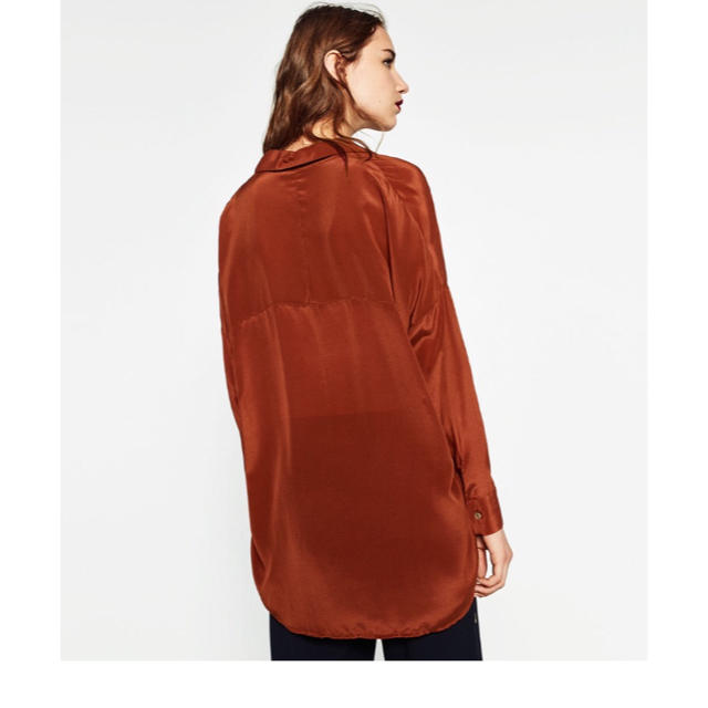 ZARA(ザラ)のzara シルクブラウス 未使用 S レディースのトップス(シャツ/ブラウス(長袖/七分))の商品写真