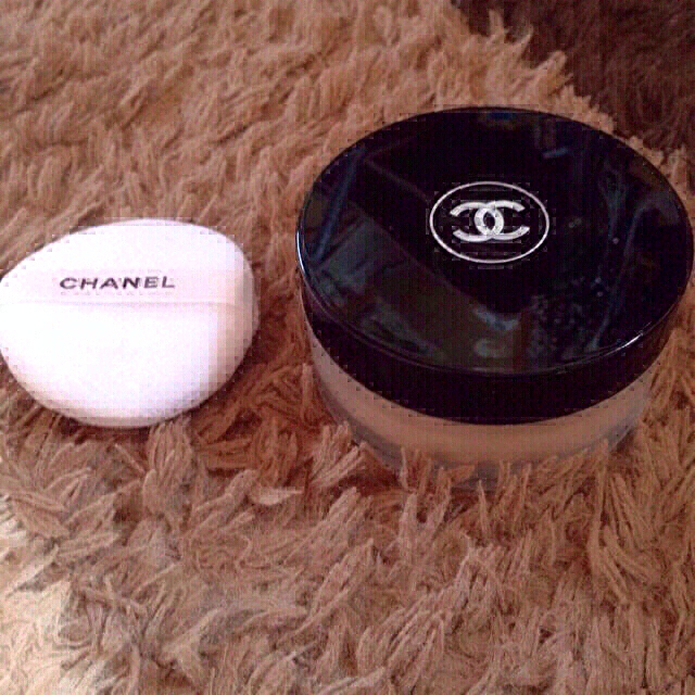 CHANEL(シャネル)のCHANEL パウダー コスメ/美容のベースメイク/化粧品(その他)の商品写真