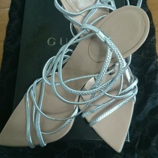 グッチ(Gucci)のGUCCI シルバー サンダル(サンダル)