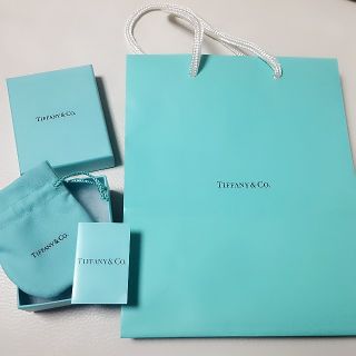 ティファニー(Tiffany & Co.)のティファニー　空箱、袋、紙袋３点セット♪　TIFFANY(ショップ袋)