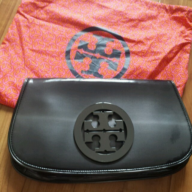 Tory Burch(トリーバーチ)のトリーバーチ♡7/9までお取り置き レディースのバッグ(クラッチバッグ)の商品写真