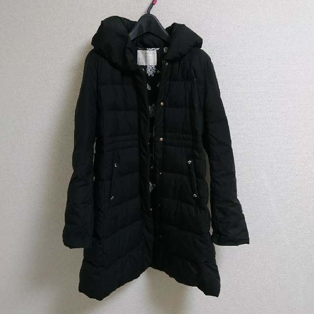 anySiS(エニィスィス)のフェルウ ダウンコートサイズ3 レディースのジャケット/アウター(ダウンコート)の商品写真