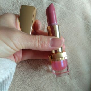 エスティローダー(Estee Lauder)のほぼ新品！　エスティローダー　口紅(口紅)