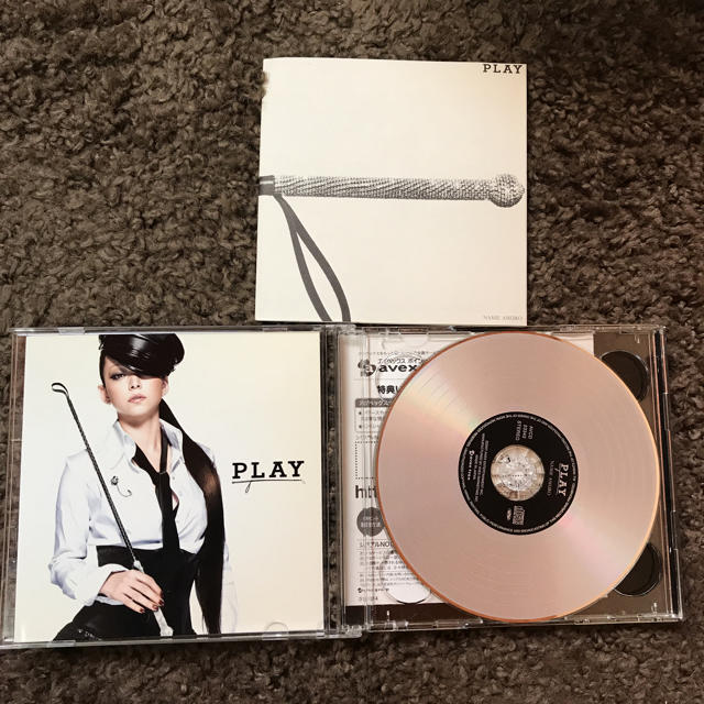 PLAY  安室奈美恵（ＣＤ、DVD） エンタメ/ホビーのCD(ポップス/ロック(邦楽))の商品写真