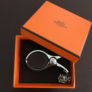 エルメス(Hermes)の【まいたんさま専用】エルメス ♡ 手袋ホルダー 新品 シルバー系(手袋)