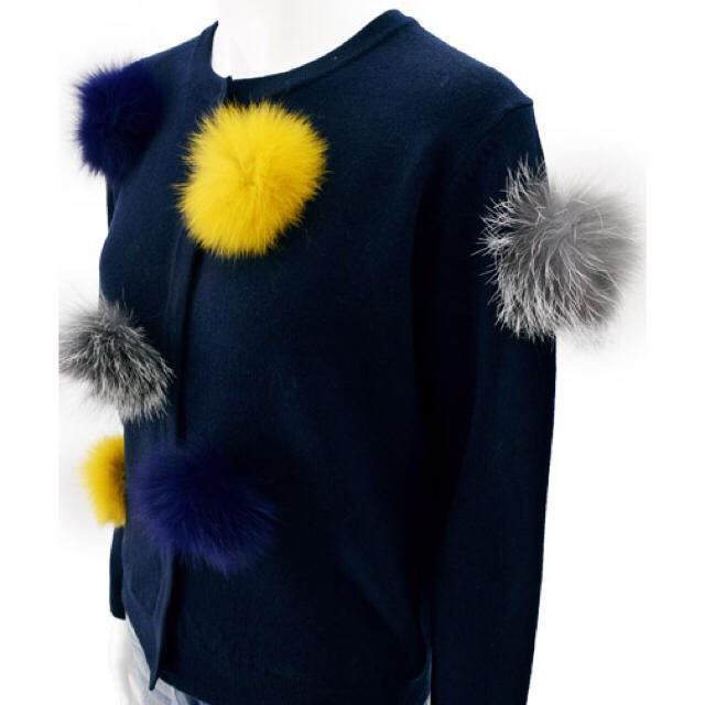 Chesty(チェスティ)のChesty  カーディガン  Fur Pompon Cardigan ネイビー レディースのトップス(カーディガン)の商品写真