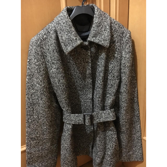 Aylesbury(アリスバーリー)のハーフコート 襟ボア付き 11号サイズ レディースのジャケット/アウター(ピーコート)の商品写真