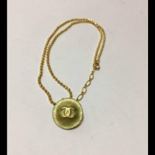 シャネル(CHANEL)の本物シャネルのココマークのゴールドボタン　チャームにも！　裏面刻印有(その他)