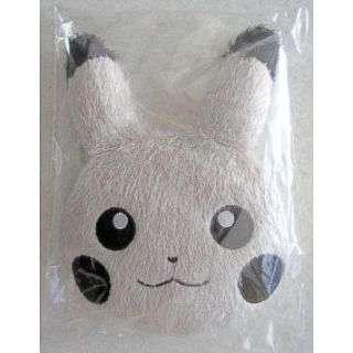 ポケモン(ポケモン)の新品 *･ モノクロ ピカチュウ ポーチ(ポーチ)