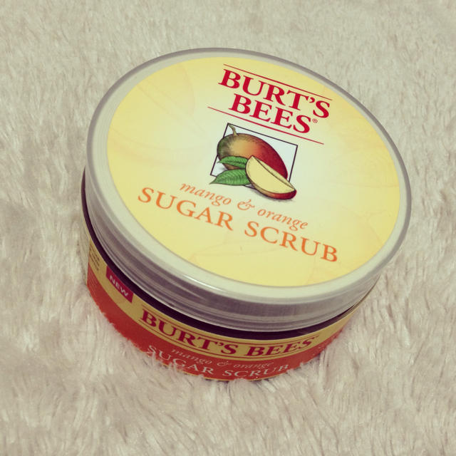 BURT'S BEES(バーツビーズ)のBURT'S BEES＊シュガースクラブ コスメ/美容のボディケア(その他)の商品写真