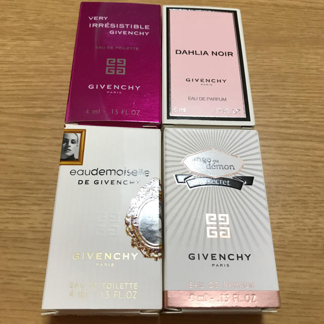 GIVENCHY(ジバンシィ)のジバンシイ    香水4種類   ミニサイズ コスメ/美容の香水(香水(女性用))の商品写真