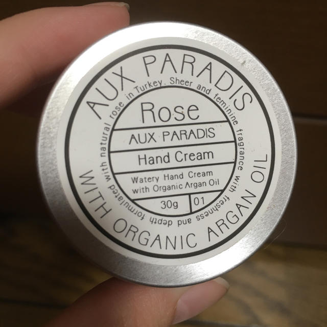 AUX PARADIS(オゥパラディ)のオウパラディ ハンドクリーム ローズ コスメ/美容のボディケア(ハンドクリーム)の商品写真