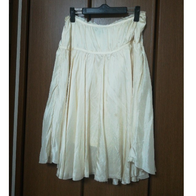 ラクシュミ　シルクスカート レディースのスカート(ひざ丈スカート)の商品写真
