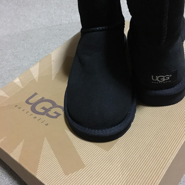 アグ UGG クラシック ショート ムートン ブラック 正規代理店 64.0%OFF ...