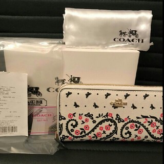 コーチ(COACH)のCOACH Butterfly 長財布 ペイズリー柄！ 早い者勝ち！即買い○(財布)