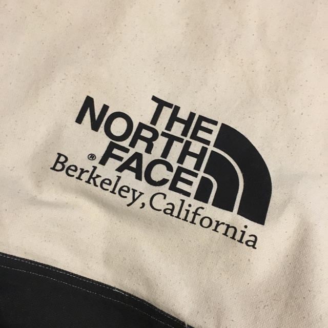 THE NORTH FACE(ザノースフェイス)のTHE NORTH FACE トートバッグ レディースのバッグ(トートバッグ)の商品写真