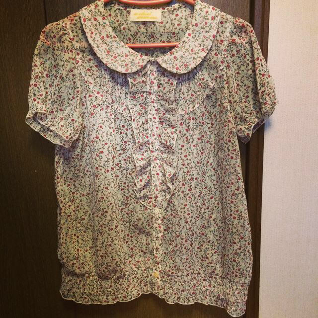 w closet(ダブルクローゼット)のw closet♡シフォントップス レディースのトップス(シャツ/ブラウス(半袖/袖なし))の商品写真