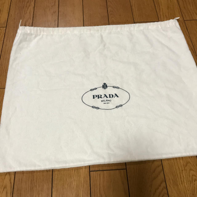 PRADA(プラダ)のプラダネル袋 レディースのバッグ(ショップ袋)の商品写真