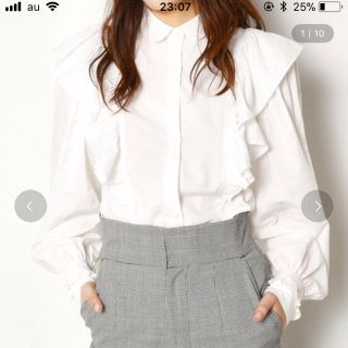 スライ(SLY)のSLY FRILL SPREAD COLLAR SH(シャツ/ブラウス(長袖/七分))