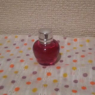 ロクシタン(L'OCCITANE)のしおた様 専用     ピオニー 5 ml(香水(女性用))