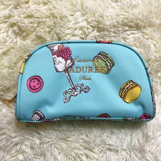 ラデュレ(LADUREE)の【未使用品】LADUREE＊ マカロン柄ミントポーチ(ポーチ)