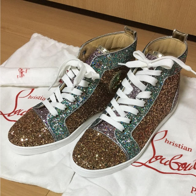 Christian Louboutin(クリスチャンルブタン)のプロフ読んで下さい🐰様専用 ルブタン  ハイカットスニーカー レディースの靴/シューズ(スニーカー)の商品写真