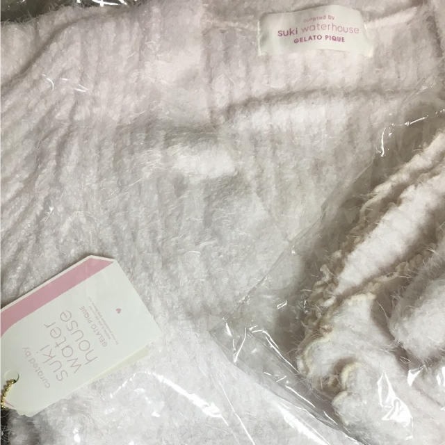 gelato pique(ジェラートピケ)の最新カタログ掲載商品♡ Suki Waterhouseフェザーシリーズ3点セット レディースのルームウェア/パジャマ(ルームウェア)の商品写真