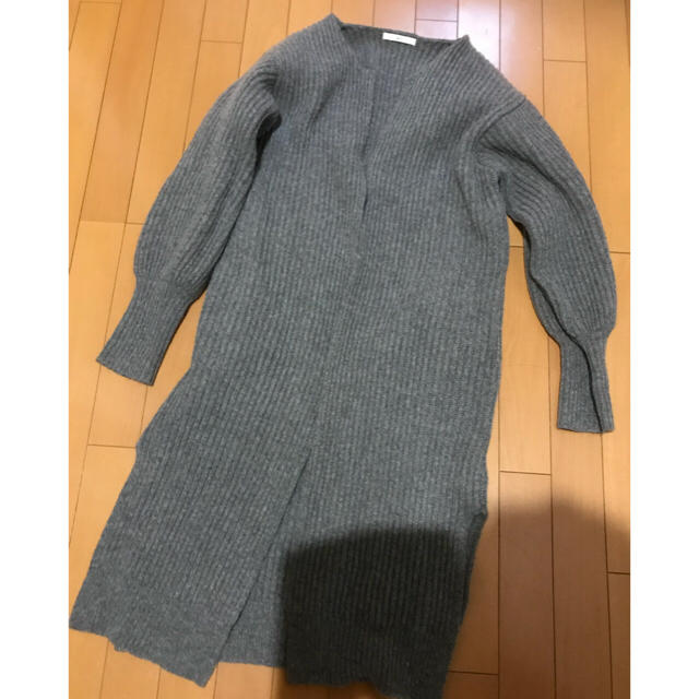 SLY(スライ)の美品 SLY LAMS WOOL BALLOON LIB LG GOWN レディースのトップス(カーディガン)の商品写真