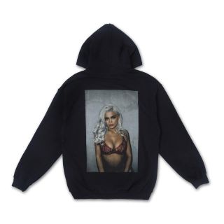 カイリーコスメティックス(Kylie Cosmetics)のkylie shop  KYLIE HOODIE - BL(トレーナー/スウェット)