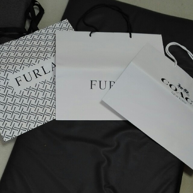 Furla(フルラ)のFURLA、coachのショップ袋！　3枚セット レディースのバッグ(ショップ袋)の商品写真
