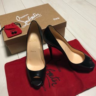 クリスチャンルブタン(Christian Louboutin)のcocoma様専用☆クリスチャンルブタン☆パンプス 黒(ハイヒール/パンプス)