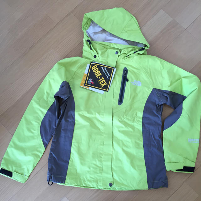 THE NORTH FACE(ザノースフェイス)のザノースフェイス ゴアテックス パーカー レディースのトップス(パーカー)の商品写真