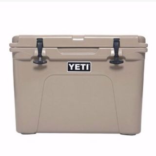 ザノースフェイス(THE NORTH FACE)のYuu様専用 YETI 50 イエティ クーラーボックス 希少 タンカラー(その他)