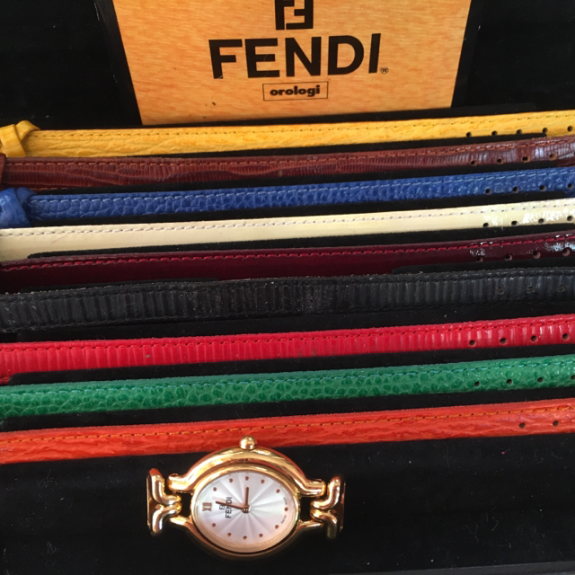 最終値引き 美品 FENDI チェンジベルト