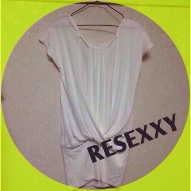 RESEXXY(リゼクシー)の新品！RESEXXY♡背中あきワンピ レディースのワンピース(ミニワンピース)の商品写真