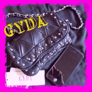 ジェイダ(GYDA)のGYDA♡ラムレザースタッズBAG(クラッチバッグ)