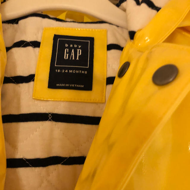 babyGAP(ベビーギャップ)のGAPレインコート キッズ/ベビー/マタニティのこども用ファッション小物(レインコート)の商品写真