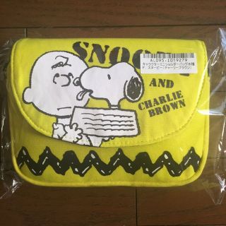 スヌーピー(SNOOPY)の1点のみ❗新品❗️スヌーピー スマホポシェット ミニショルダーバッグ  イエロー(ショルダーバッグ)