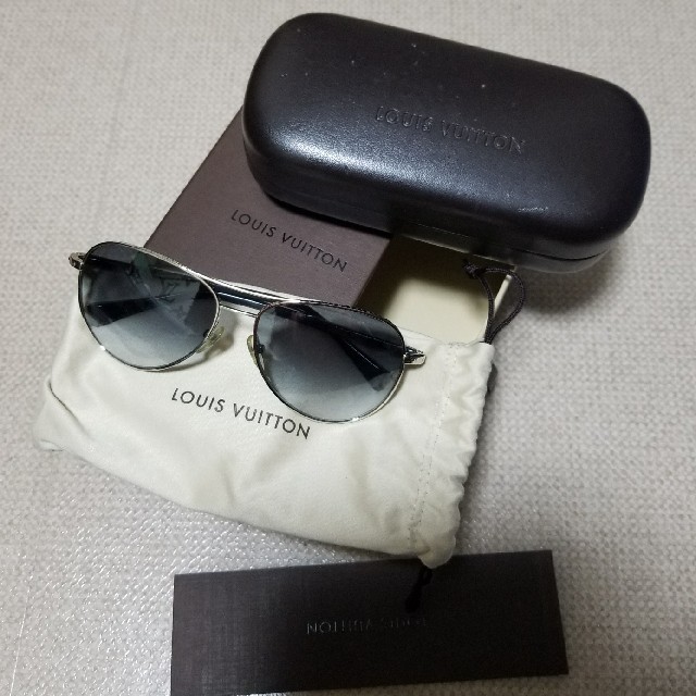 LOUIS VUITTON(ルイヴィトン)の★赤髪様★Louis Vuitton　コンスピラシオン　パイロット　Z0165U メンズのファッション小物(サングラス/メガネ)の商品写真