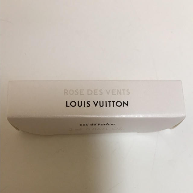 LOUIS VUITTON(ルイヴィトン)のあもにゃん様専用 サンプル2本セット コスメ/美容の香水(ユニセックス)の商品写真